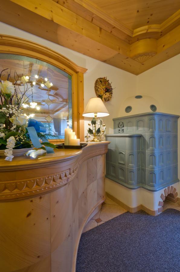 Hotel Al Viel B&B Canazei Ngoại thất bức ảnh