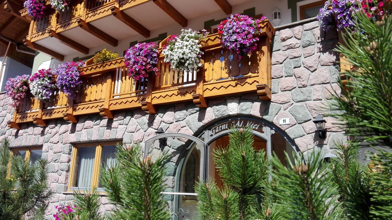 Hotel Al Viel B&B Canazei Ngoại thất bức ảnh