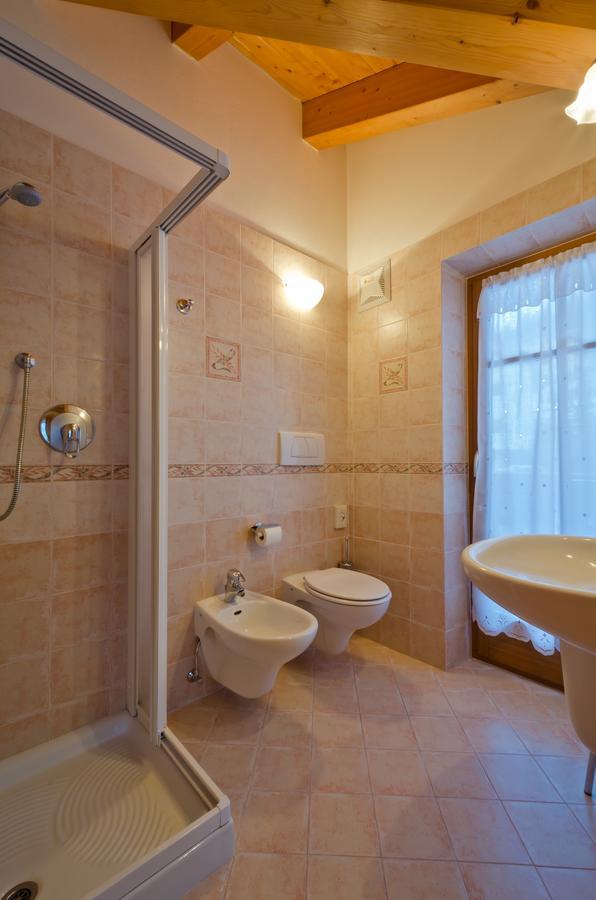 Hotel Al Viel B&B Canazei Ngoại thất bức ảnh