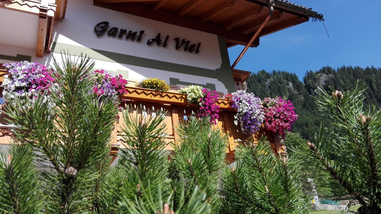 Hotel Al Viel B&B Canazei Ngoại thất bức ảnh